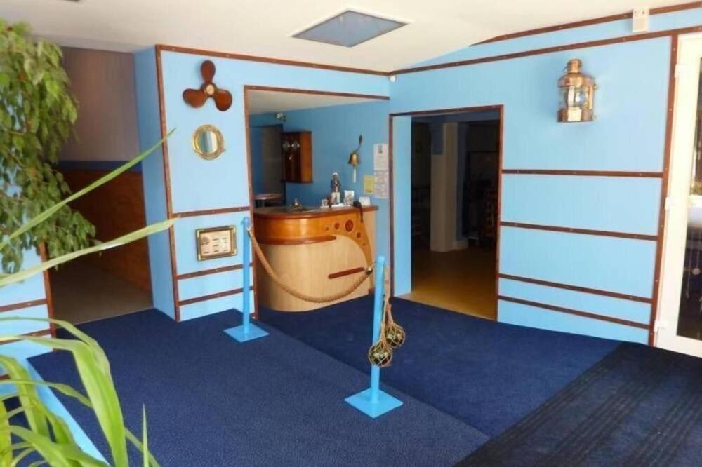 La Croisiere Hotel Louvetot Екстериор снимка
